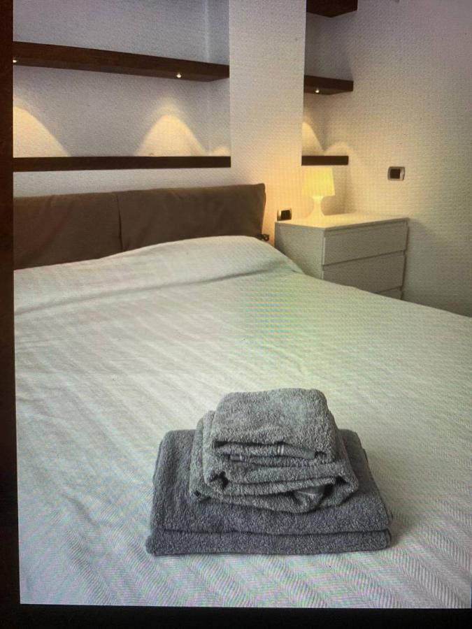 Appartement S.Ambrogio/Duomo •Jacuzzi • Luxury •Design à Milan Extérieur photo