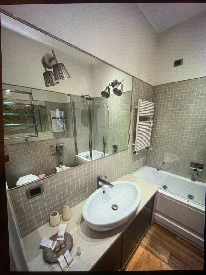 Appartement S.Ambrogio/Duomo •Jacuzzi • Luxury •Design à Milan Extérieur photo