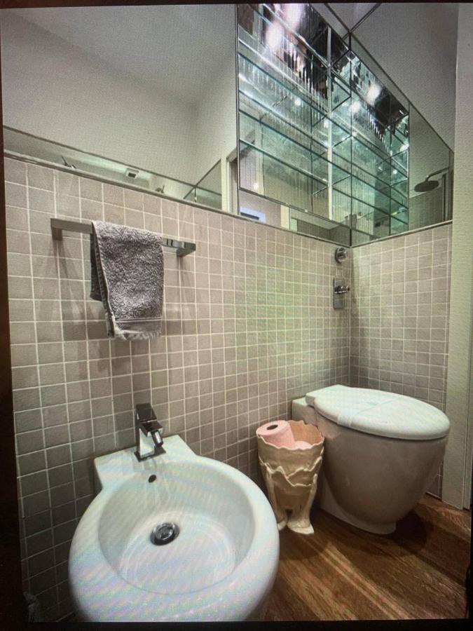 Appartement S.Ambrogio/Duomo •Jacuzzi • Luxury •Design à Milan Extérieur photo